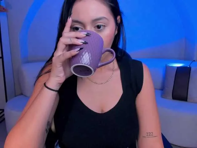 Live sex webcam photo for AmbarJames #292001014