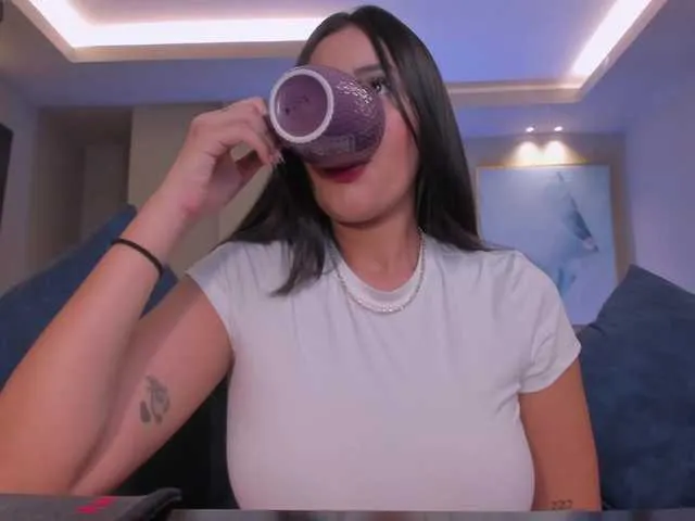 Live sex webcam photo for AmbarJames #292019513