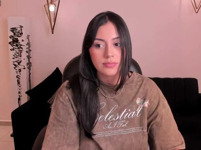 Live sex webcam photo for AmbarJames #292294854