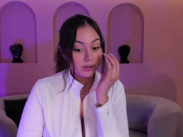 Live sex webcam photo for AmbarJames #292348924