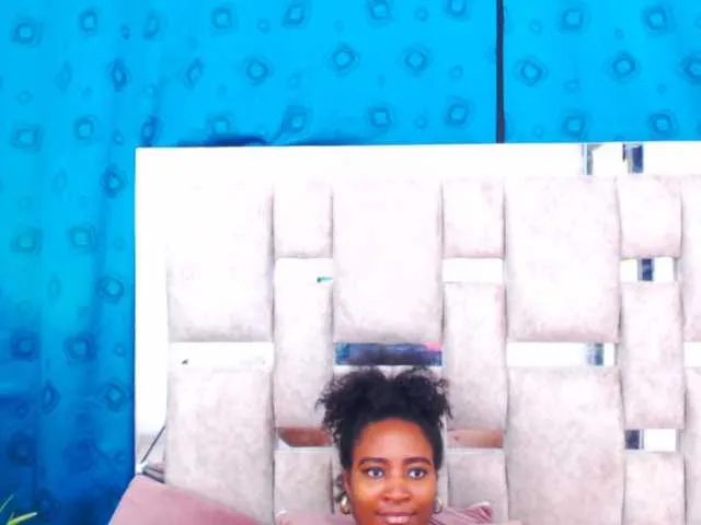 Live sex webcam photo for AmbarSmit #291836031