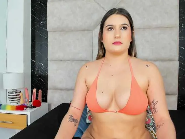 Live sex webcam photo for Amber-red #290364049