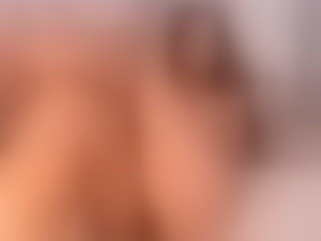 Live sex webcam photo for AmberCroft #294332036