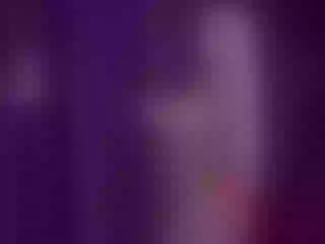 Live sex webcam photo for AmberGolden #290602742