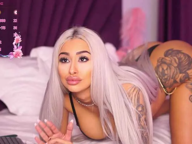 Live sex webcam photo for AmberGolden #290711782