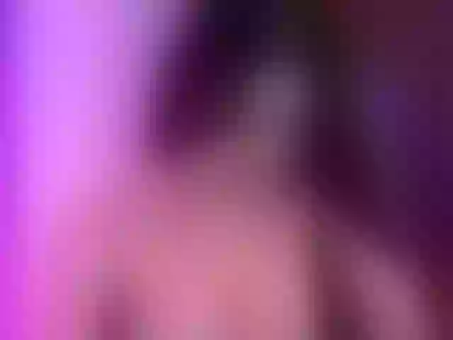 Live sex webcam photo for AmberKent #291102748