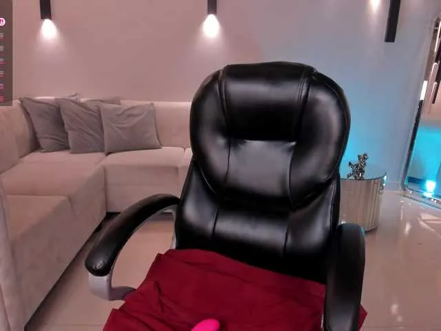 Live sex webcam photo for AmberLewis #291843301