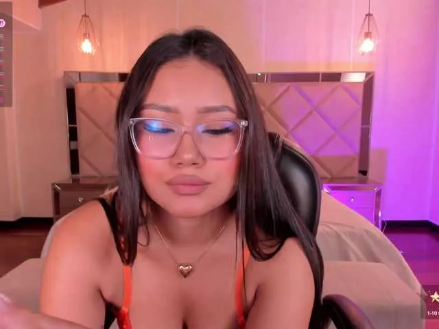 Live sex webcam photo for AmberLewis #292299589