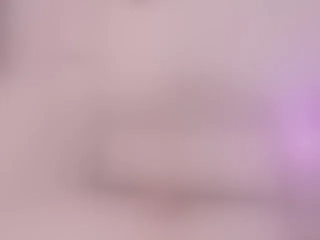 Live sex webcam photo for AmberLewis #293089386