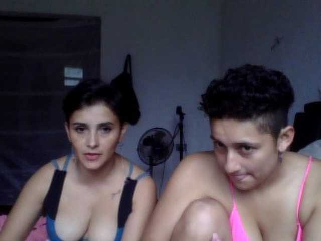 Live sex webcam photo for AmberandSara #273119023