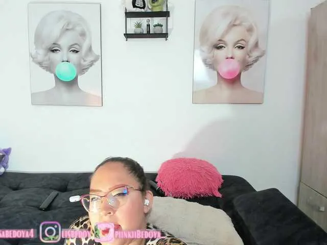 Live sex webcam photo for Amberbedoya #290768262