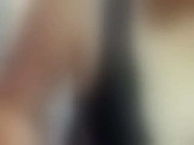 Live sex webcam photo for Amberr35 #293779027