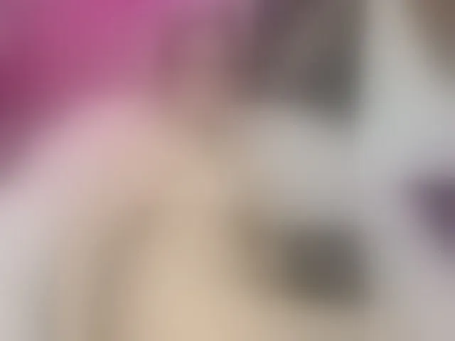 Live sex webcam photo for Amberr35 #293805378