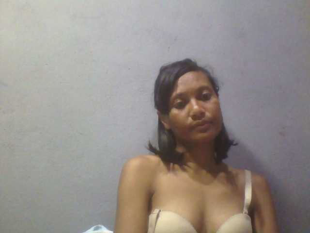 Live sex webcam photo for Ambrejulia #276278269