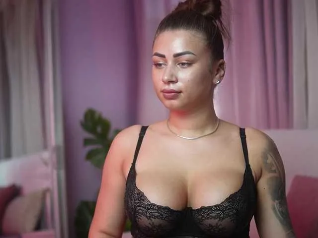 Live sex webcam photo for AmeliaBarbie #293578524
