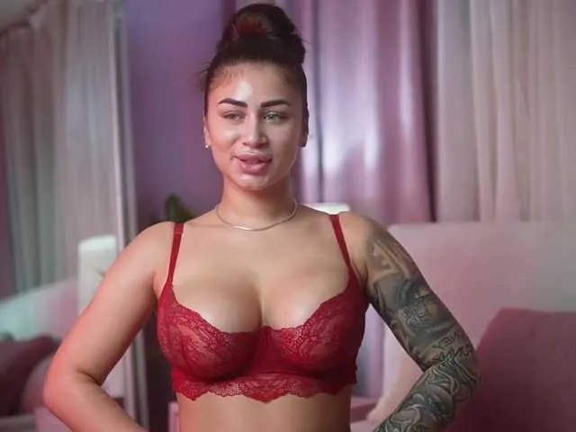 Live sex webcam photo for AmeliaBarbie #294281428