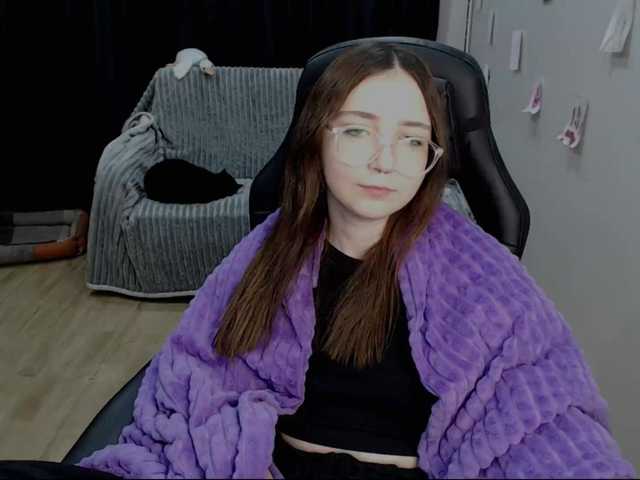 Live sex webcam photo for AmeliaMeow #276561769