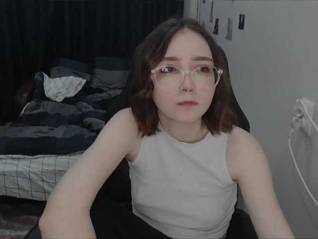 Live sex webcam photo for AmeliaMeow #277120730