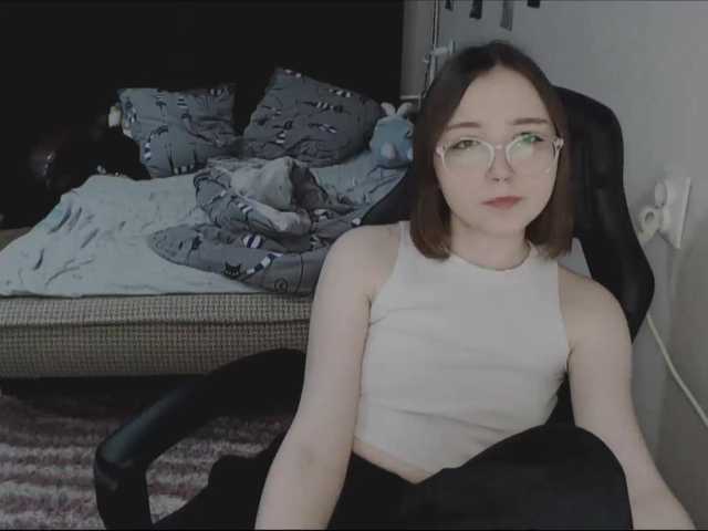 Live sex webcam photo for AmeliaMeow #277246530