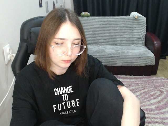 Live sex webcam photo for AmeliaMeow #277252609