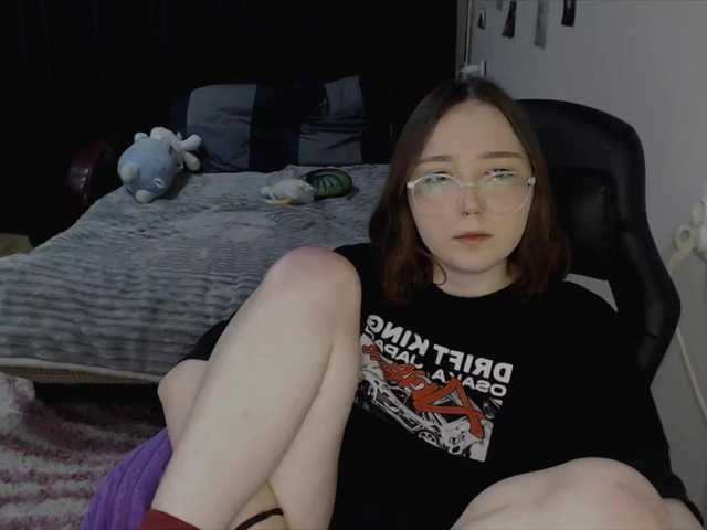 Live sex webcam photo for AmeliaMeow #277486337