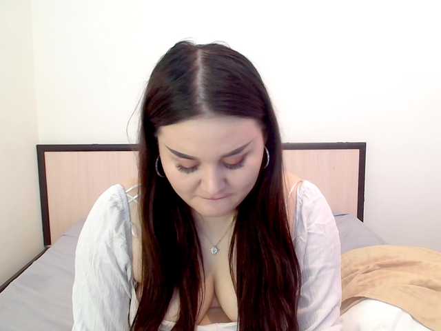 Live sex webcam photo for Ameliared23 #276967625