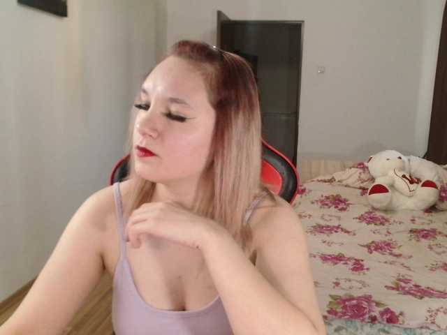 Live sex webcam photo for Ameliaxox #276465213