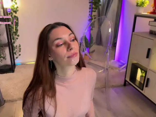Live sex webcam photo for AmelieCrosby #292540499