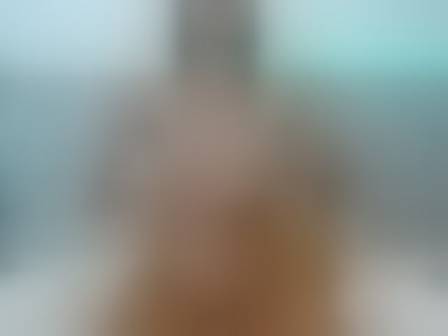 Live sex webcam photo for AmelieLaurent #294240525