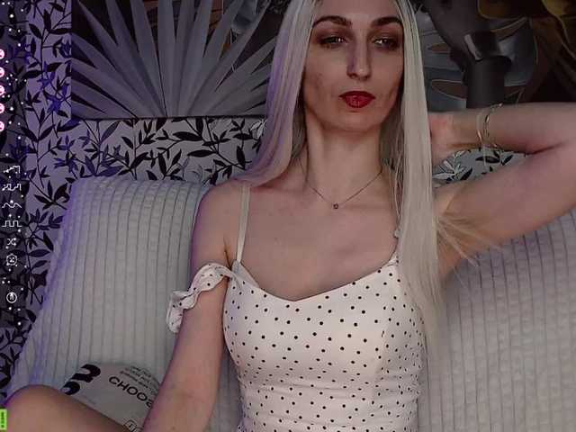 Live sex webcam photo for Amellea #291154805