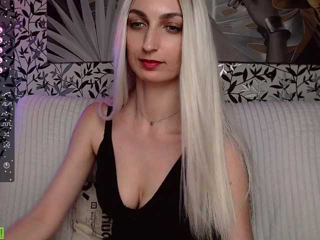 Live sex webcam photo for Amellea #291496784