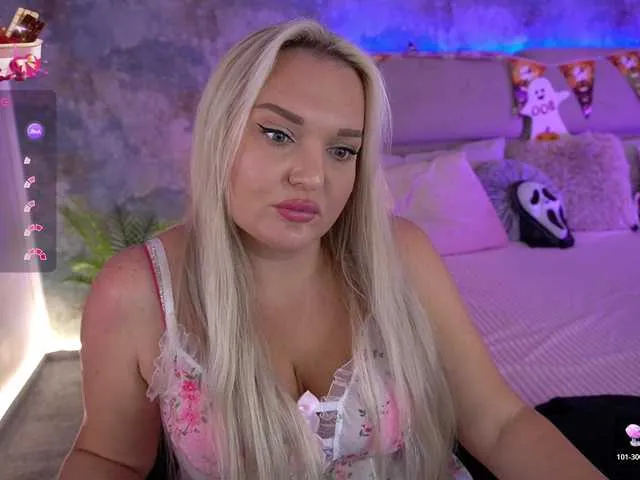 Live sex webcam photo for AmelyLoveme #292149515