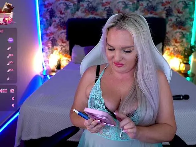 Live sex webcam photo for AmelyLoveme #292230344