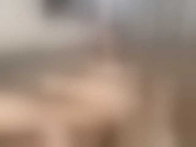 Live sex webcam photo for AmieHerry #293840759