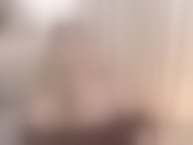 Live sex webcam photo for AmieHerry #294119132