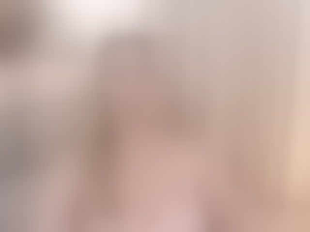 Live sex webcam photo for AmieHerry #294154728
