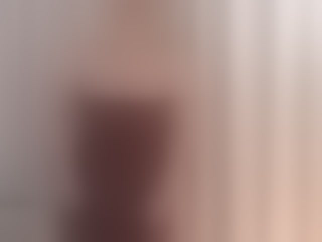 Live sex webcam photo for AmieHerry #294173449