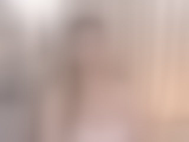 Live sex webcam photo for AmieHerry #294188498
