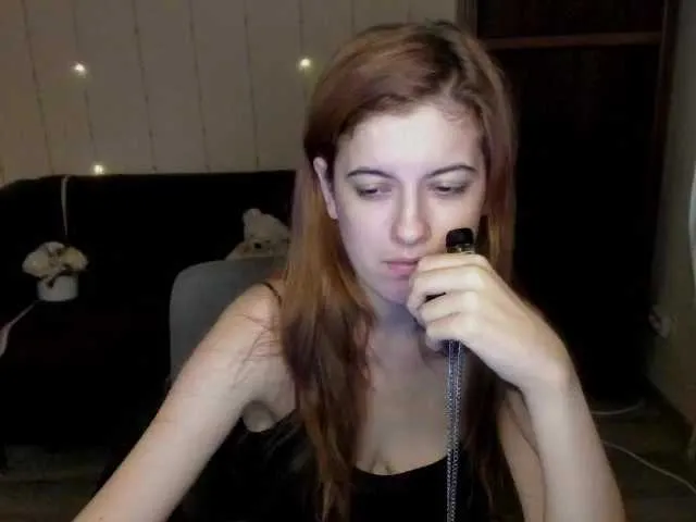 Live sex webcam photo for AminaBeatris13 #276366510