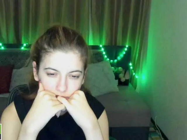 Live sex webcam photo for AminaBeatris13 #276483155