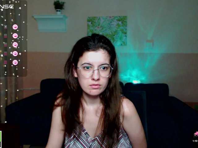 Live sex webcam photo for AminaBeatris13 #278274194