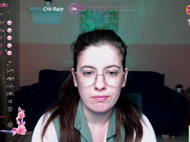 Live sex webcam photo for AminaBeatris13 #290812699