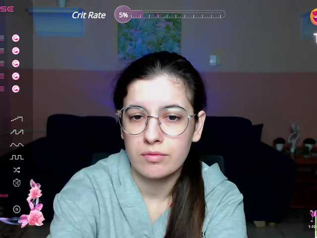Live sex webcam photo for AminaBeatris13 #290866654