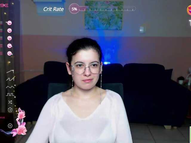 Live sex webcam photo for AminaBeatris13 #290914506