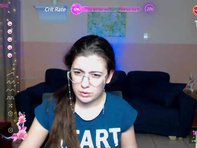 Live sex webcam photo for AminaBeatris13 #290970344