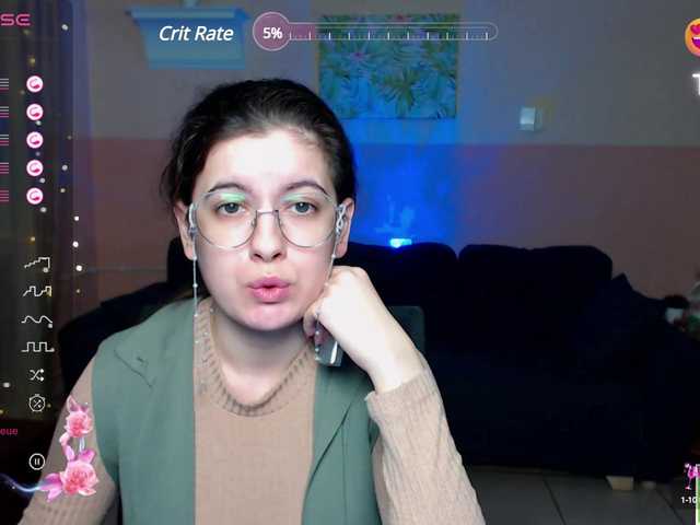 Live sex webcam photo for AminaBeatris13 #291048885