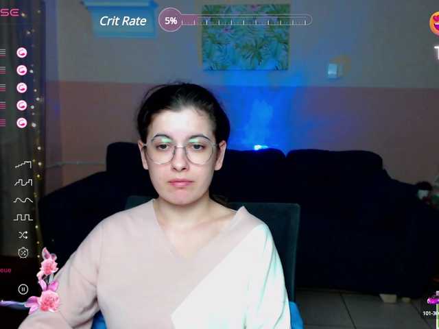 Live sex webcam photo for AminaBeatris13 #291104203