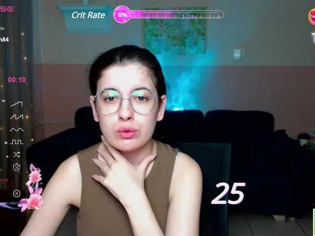 Live sex webcam photo for AminaBeatris13 #291243704