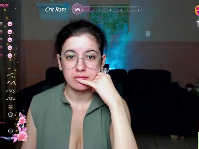 Live sex webcam photo for AminaBeatris13 #291258311