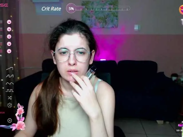 Live sex webcam photo for AminaBeatris13 #291266560